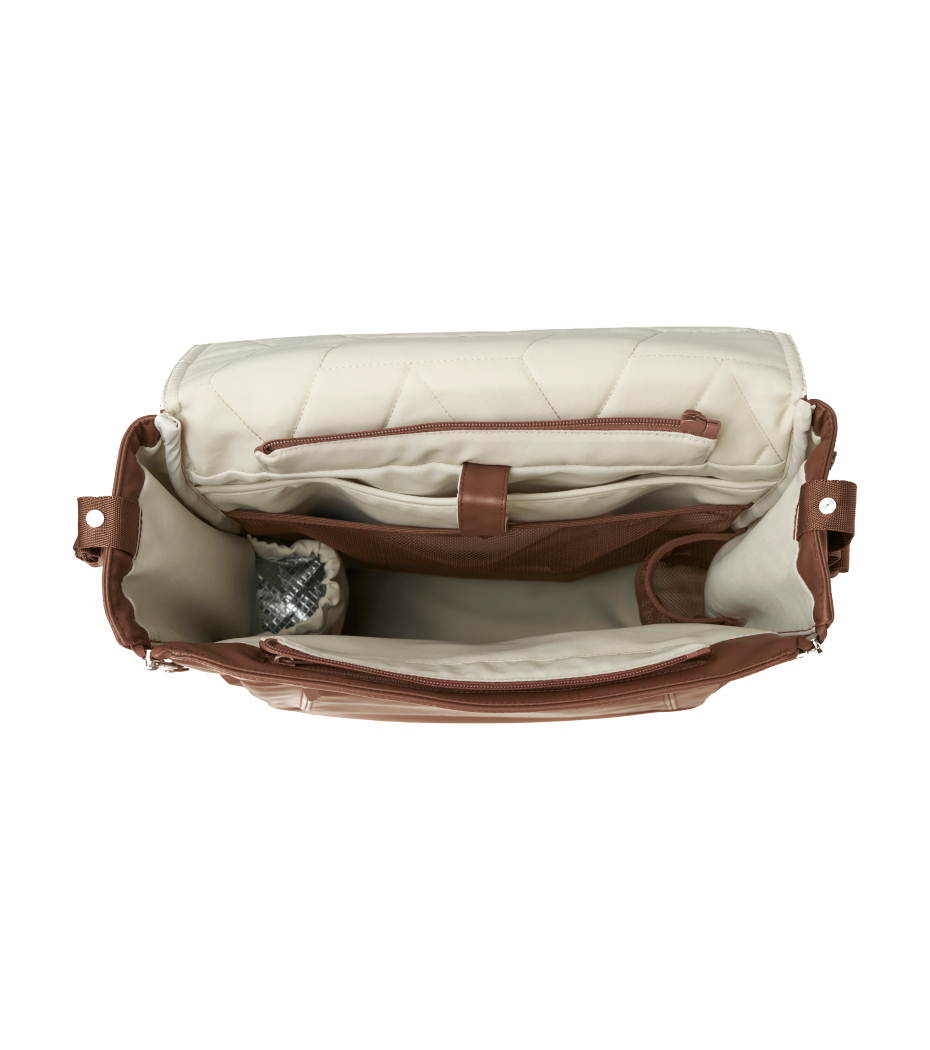1606039110-maxi-cosi-changing-backpack-classic-cognac7